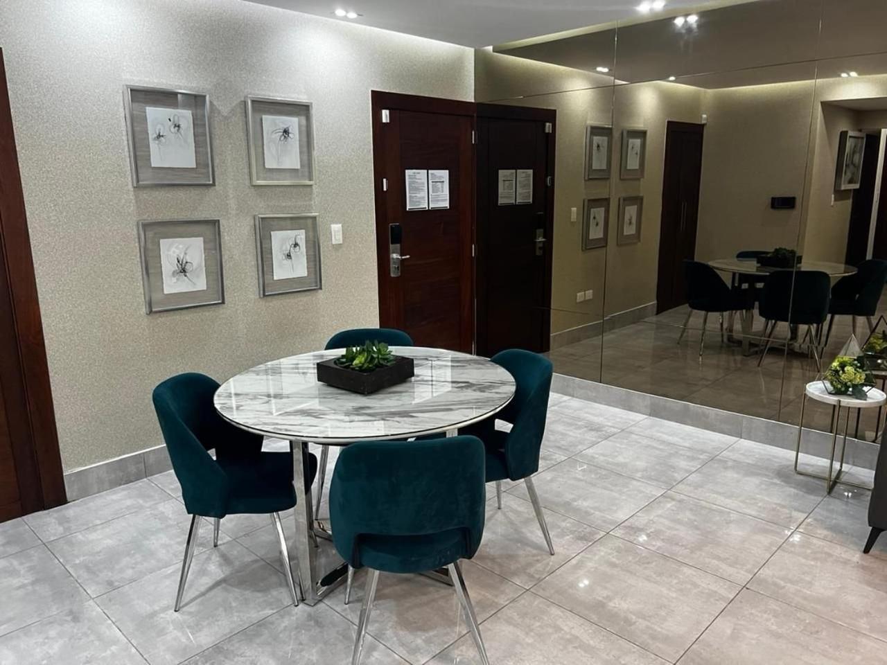 Soha Suites II 산티아고 데 로스 카바예로스 외부 사진