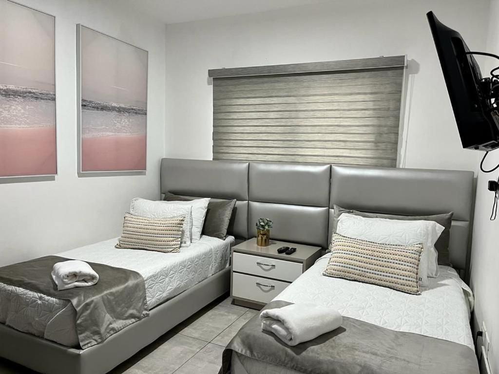 Soha Suites II 산티아고 데 로스 카바예로스 외부 사진